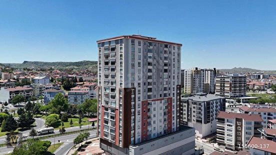 VERAdan GENİŞ 200M2 SATILIK ŞEHİR MANZARASINA HAKİM 4+1 DAİRE - Görsel 5