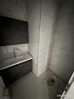 Kurtuluşta 3+1 Geniş Kilerli Site İçi Satılık Daire - Görsel 19