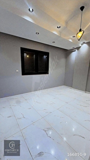 ERGENEKON MAHALLESİNDE YERDEN ISITMALI GİYİNME ODALI LÜKS DAİRE - Görsel 12