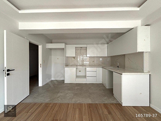 ATATÜRK BULVARINDA 135M2 3+1 SATILIK DAİRE - Görsel 1