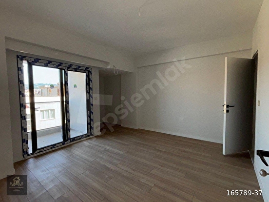 ATATÜRK BULVARINDA 135M2 3+1 SATILIK DAİRE - Görsel 14