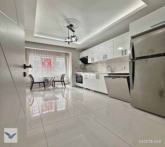 EMİNEVİME UYGUN E5 E 2. DK SİTE İÇİ İSKANLI 3+1 SATILIK DAİRE - Görsel 13