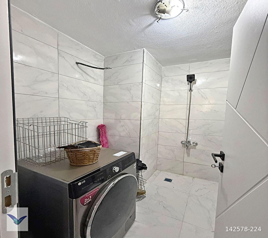 EMİNEVİME UYGUN E5 E 2. DK SİTE İÇİ İSKANLI 3+1 SATILIK DAİRE - Görsel 15
