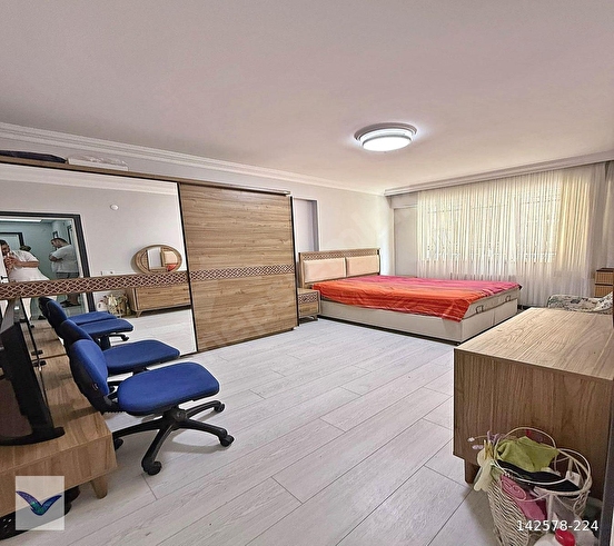 EMİNEVİME UYGUN E5 E 2. DK SİTE İÇİ İSKANLI 3+1 SATILIK DAİRE - Görsel 8