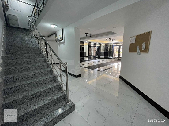 CÜRÜN EMLAKTAN DR.İLHAN GÜREL CAD. CİV. 4+1 170 M2 LÜX DAİRE - Görsel 6