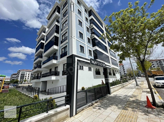 CÜRÜN EMLAKTAN DR.İLHAN GÜREL CAD. CİV. 4+1 170 M2 LÜX DAİRE - Görsel 2