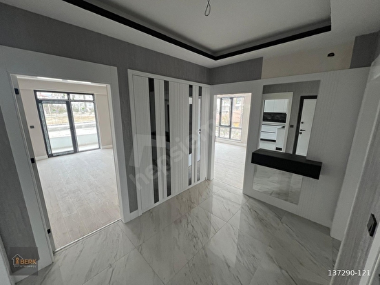 ESENLERDE GENÇOSMAN CAD. CEPHELİ 2+1 SATILIK LÜX ARAKAT DAİRE ! - Görsel 11