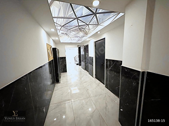 YUNUS ERKAN*dan CUMHURİYET MEYDANINDA SATILIK 1+1 DAİRE - Görsel 9