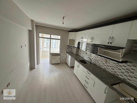 Bahabey Caddesi’nde Dilara Bebe Üstü 150m² Geniş 3+1 Satılık Daire! - Görsel 4