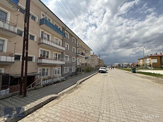 MONADAN YUNUSEMRE MHDE ARA KAT ÇİFT BALKON SATILIK YAPILI 3+1 - Görsel 5