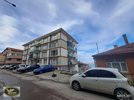 YAVUZER GAYRİMENKULDEN BAHÇELİEVLERDE 2+1 SATILIK DAİRE - Görsel 2