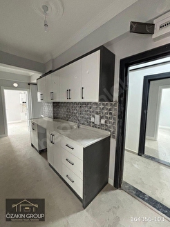 ÖZAKIN GAYRİMENKULDEN TABDUK EMRE MAHALLESİNDE SATILIK FIRSAT APART - Görsel 3