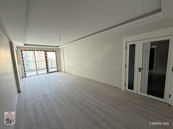 YAĞMUR EMLAKTAN MERKEZDE 2+1 KAPALI OTOPARKLI SATILIK DAİRE - Görsel 15