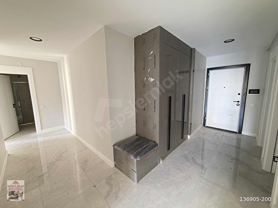 YAĞMUR EMLAKTAN MERKEZDE 2+1 KAPALI OTOPARKLI SATILIK DAİRE - Görsel 17