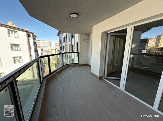YAĞMUR EMLAKTAN MERKEZDE 2+1 KAPALI OTOPARKLI SATILIK DAİRE - Görsel 9