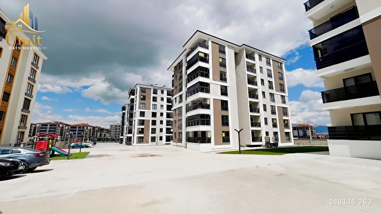 FATİH MAH SATILIK 3+1 DAİRE - Görsel 6