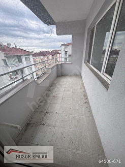 ŞÜKRÜPAŞA MAH SATILIK DAİRE 3+1 140 M2 EN ÜST KAT ASANSÖRLÜ DAİR - Görsel 1