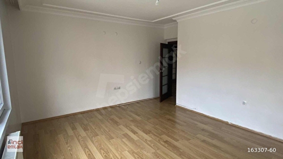SALI PAZARI ÜNLÜLER SİTESİ 4+1 220 M2 SATILIK DAİRE - Görsel 22