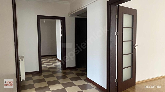 SALI PAZARI ÜNLÜLER SİTESİ 4+1 220 M2 SATILIK DAİRE - Görsel 19