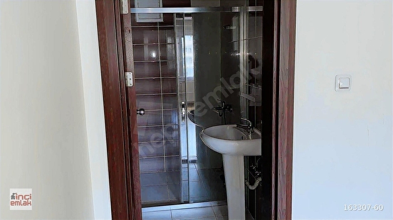 SALI PAZARI ÜNLÜLER SİTESİ 4+1 220 M2 SATILIK DAİRE - Görsel 30