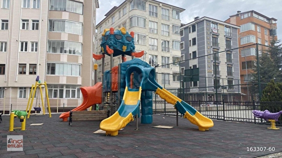 SALI PAZARI ÜNLÜLER SİTESİ 4+1 220 M2 SATILIK DAİRE - Görsel 7