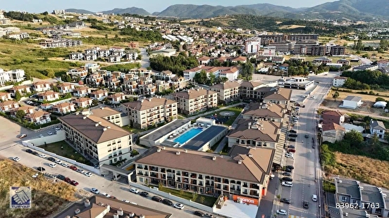 ÖZDEN MAHALLESİ AKYOL PREMIUM PLUS1 SİTESİNDE SATILIK 2+1 DAİRE - Görsel 1