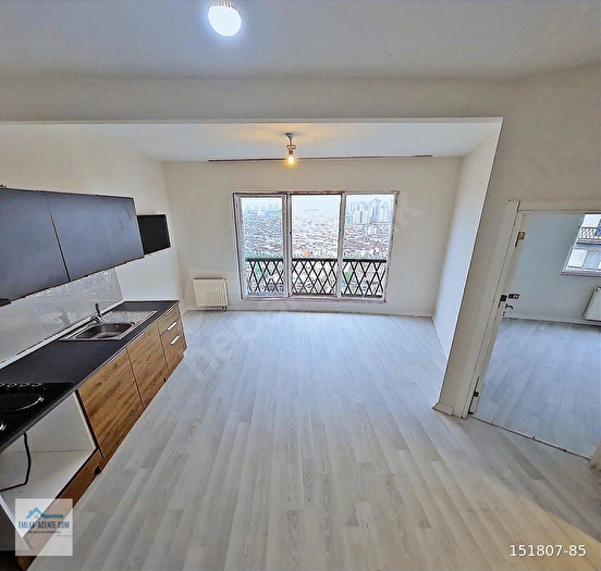 ACENTEDEN  CUMHURİYETTE YATIRIMIN GÖZDESİ 1+1 KAÇMAZ FİYATA FIRSAT DAİRE - Görsel 1