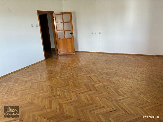 BAHÇELİEVLERDE 165 M2 GÜNEY DOĞU CEPHE UYGUN FİYATLI KONUT - Görsel 3