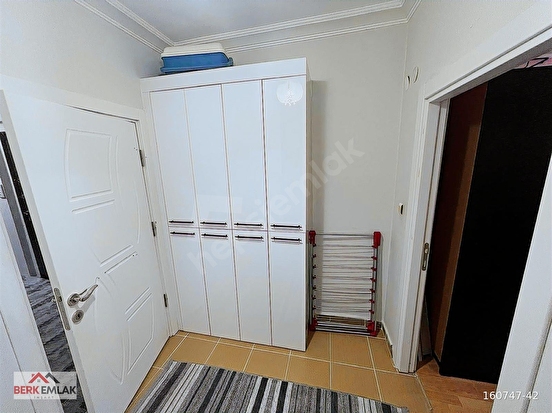 GÜLABİBEY MAHALLESİ KAPAKLI 2. SOKAKTA SATILIK 3+1 DAİRE - Görsel 3