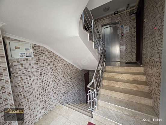 AKARSU EMLAKTAN DİKMEN CADDESİNE YAKIN KONUMDA ASANSÖRLÜ 3+1 KOMBİLİ ARAKATTA GÜNEY-BATI CEPHELİ - Görsel 6