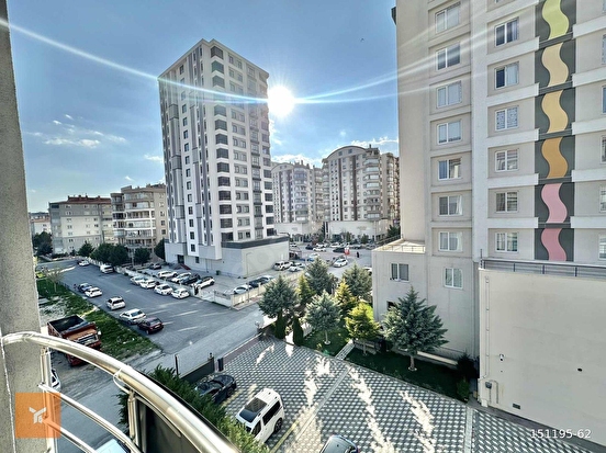 YÜCEL EMLAKTAN ŞEHRİN DEĞERLİ NOKTASINDA 3+1 DAİRE - Görsel 3