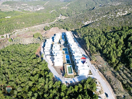 KUŞADASI EŞIN VADI SITESINDE SATILIK HAVUZLU 1+1 DAIRE - Görsel 2
