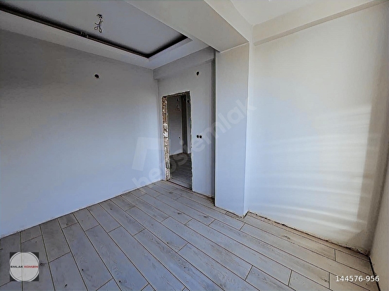 *EMLAK KOMBİN*GÜZELYURT MAH MÜKEMMEL KONUMDA SIFIR 1+1 DAİRE - Görsel 13