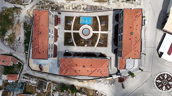 LALE PARK SİTESİNDE ÖDEME KOLAYLIĞI İLE 4+1 GENİŞ DAİRE YARISI PEŞİN KALANI VADELİ - Görsel 17