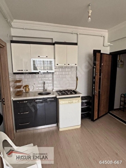 ŞÜKRÜPAŞA MAH SATILIK DAİRE 1+1 50 M2 ARA KAT ASANSÖRLÜ FULL EŞYALI DAİRE - Görsel 2