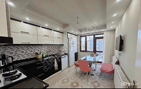 URAL EMLAK’TAN BURDUR MERKEZ BAĞALAR MAHALLESİ 4+2 230 m2 SATILIK DUBLEKS DAİRE - Görsel 22