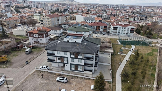 ARISOY EMLAKTAN 20 TEMMUZ MAHALLESİNDE 2+1 EŞYALI SATILIK DAİRE - Görsel 2