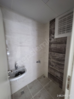 GÖRGEÇ EMLAKTAN MERKEZİ LOKASYONDA SATILIK 140 M2 3+1 DAİRE - Görsel 11