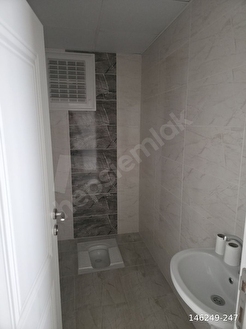 GÖRGEÇ EMLAKTAN MERKEZİ LOKASYONDA SATILIK 140 M2 3+1 DAİRE - Görsel 16