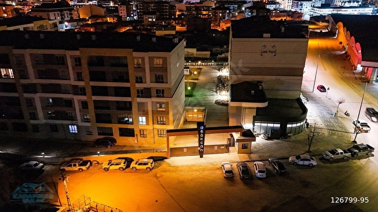 LALE PARK SİTESİNDE ÖDEME KOLAYLIĞI İLE 4+1 GENİŞ DAİRE YARISI PEŞİN KALANI VADELİ - Görsel 17