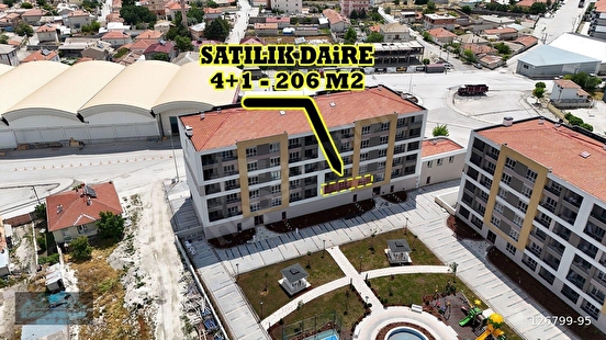 LALE PARK SİTESİNDE ÖDEME KOLAYLIĞI İLE 4+1 GENİŞ DAİRE YARISI PEŞİN KALANI VADELİ - Görsel 1