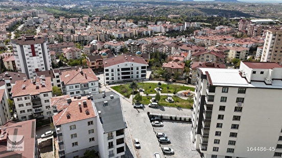 GÜZELYURT MAHALLESİ EŞYALI 1+1 SATILIK DAİRE - YENİ YAPI - Görsel 9
