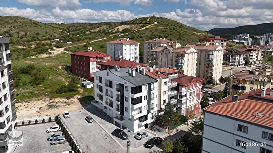 GÜZELYURT MAHALLESİ EŞYALI 1+1 SATILIK DAİRE - YENİ YAPI - Görsel 3