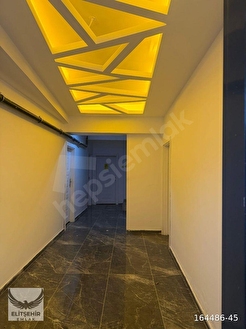 GÜZELYURT MAHALLESİ EŞYALI 1+1 SATILIK DAİRE - YENİ YAPI - Görsel 10