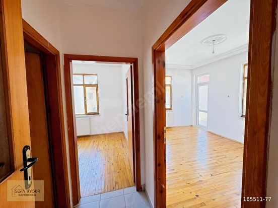 SEFA UYGURDAN CARREFOURSA CİVARINDA 3+1 SATILIK FIRSAT DAİRE - Görsel 13