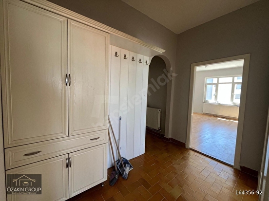 ÖZAKIN GAYRİMENKULDEN NEFİSE SULTAN MAHALLESİN’DE 2+1 125 M2 SATILIK FIRSAT DAİRE - Görsel 9