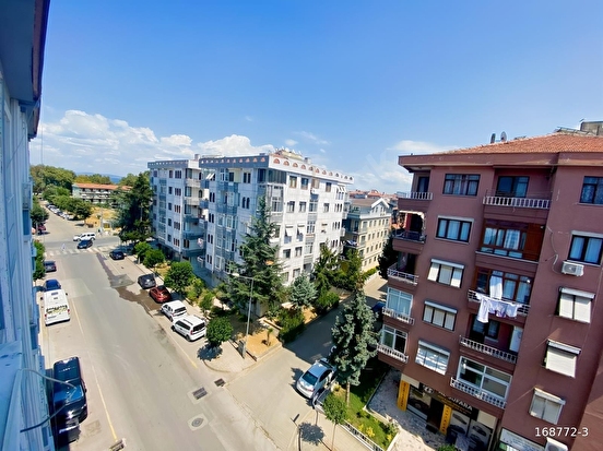 Full eşyalı feribot iskelesine 5 dk mesafede satılık 3+1 daire - Görsel 21