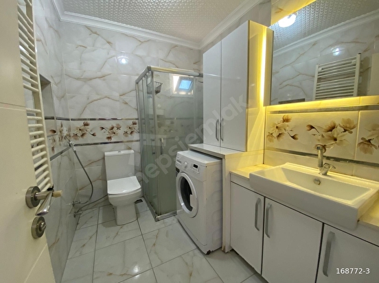 Full eşyalı feribot iskelesine 5 dk mesafede satılık 3+1 daire - Görsel 9