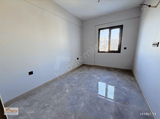 KUŞADASI MERKEZDE SATILIK 1+1 DENİZ GÖREN DAİRE - Görsel 13