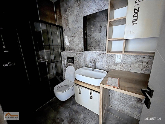 KUŞADASI MERKEZDE SATILIK 1+1 DENİZ GÖREN DAİRE - Görsel 12